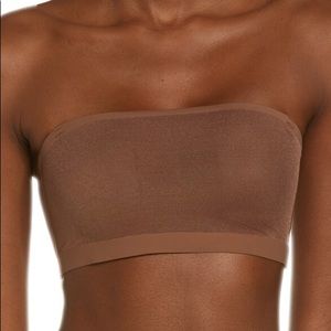 Skims power mesh bandeau top in jasper